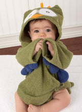 Load image into Gallery viewer, Hooded Animal Baby Bathrobe - Comfy Bambino