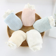 Load image into Gallery viewer, Newborn Cotton Anti - Scratch Mittens - Comfy Bambino
