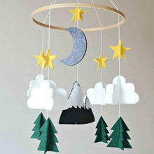 Load image into Gallery viewer, Woodland Night Baby Crib Mobile - Comfy Bambino
